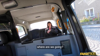 Fake Taxi - Tetovált olasz kisasszony meghágva