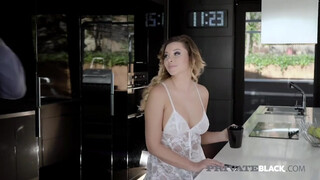 PrivateBlack - Anna Polina a méretes csöcsű fiatal spiné