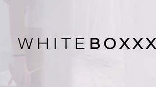 WHITEBOXXX - Stacy Cruz lovagol a faszon