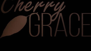 Cherry Grace masszázzsal felizgatva