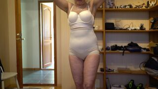 Nagymama erotikája: nagy farkam csak neki szól